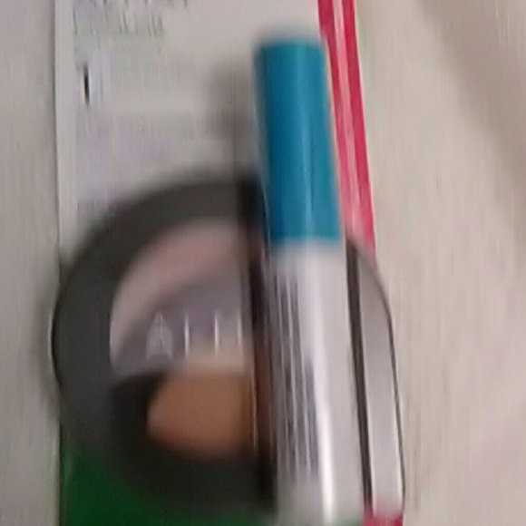 Makeup - Picture 5 of 8